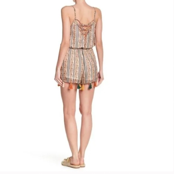 Whyte Eyelash Crisscross Tassel Romper - Picture 2 of 8